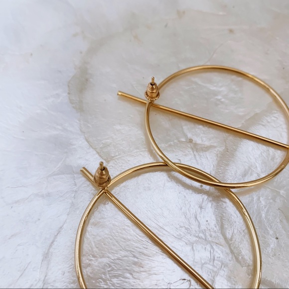 Gold Tone Large Circle Line Graphic Earring - Picture 4 of 6